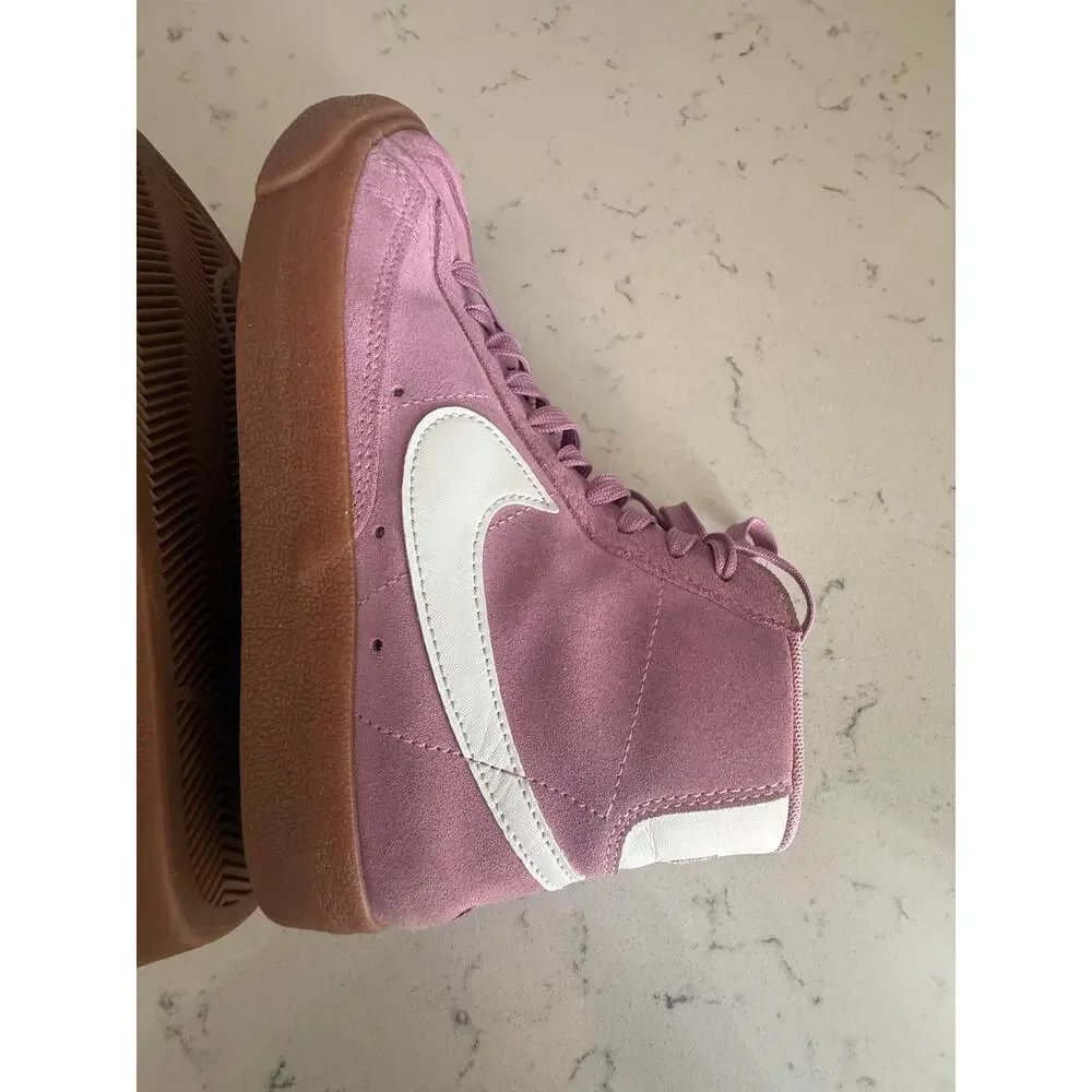 Nike Blazer Mid '77 Women's 7.5 Suede Pink Gum Sole Sneakers